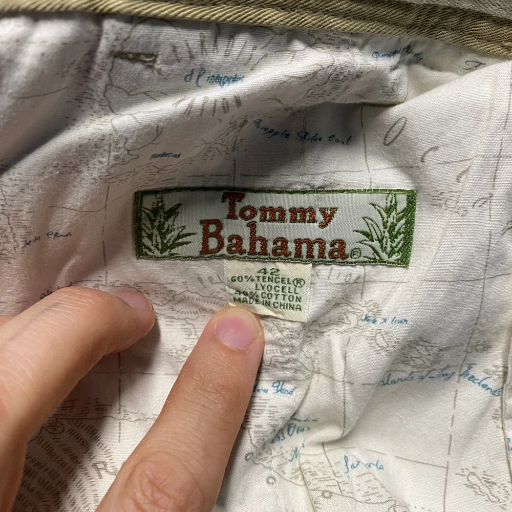 Vintage Tommy Bahama Shorts Mens 42 Khaki Tan Pleated Made 90s Early 2000s Chino